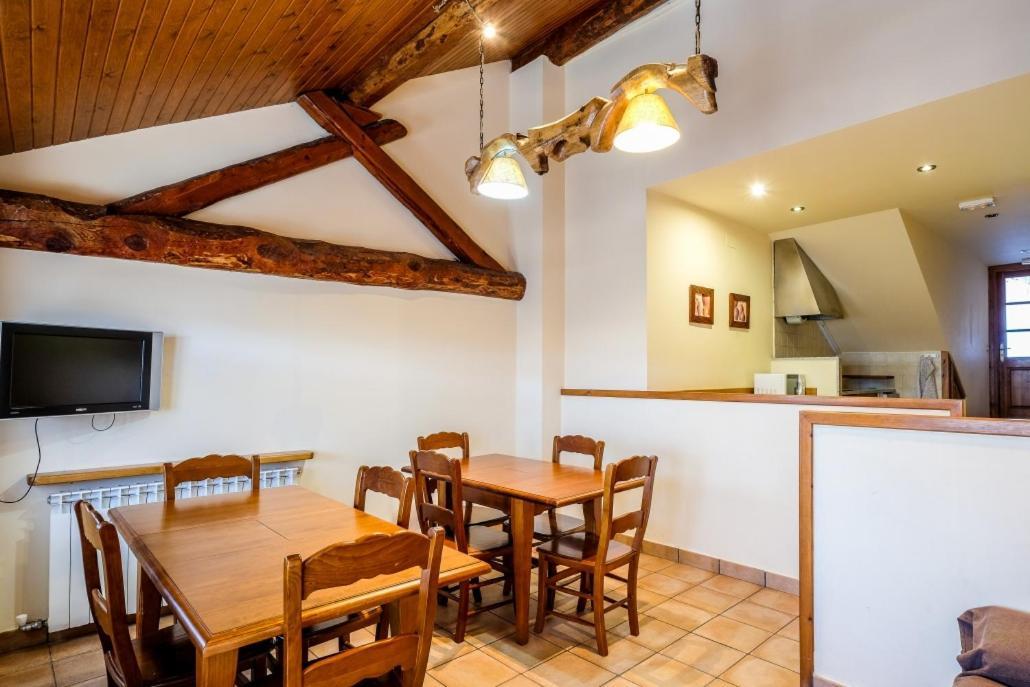 Gasthaus Cal Pascual Les Pereres Exterior foto